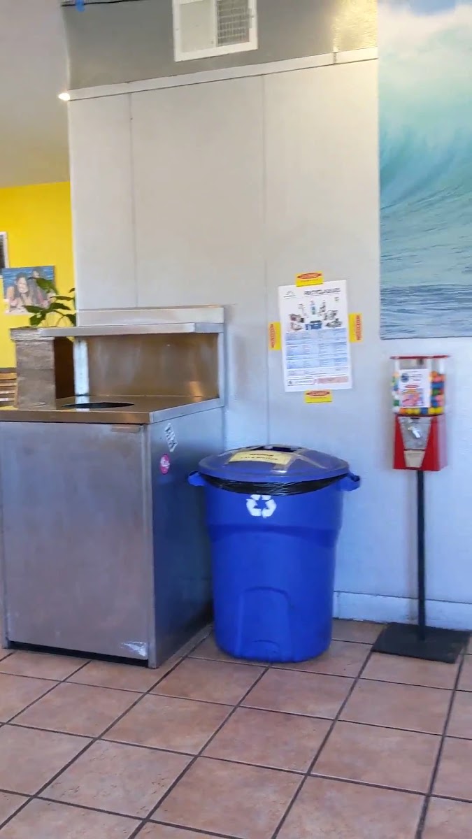 L & L Hawaiian Barbecue-2