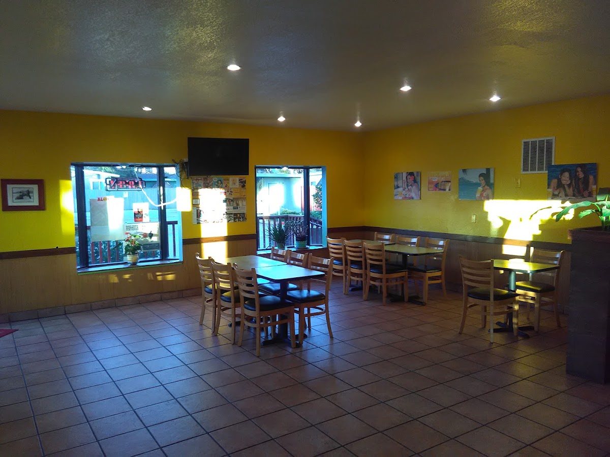 L & L Hawaiian Barbecue-4