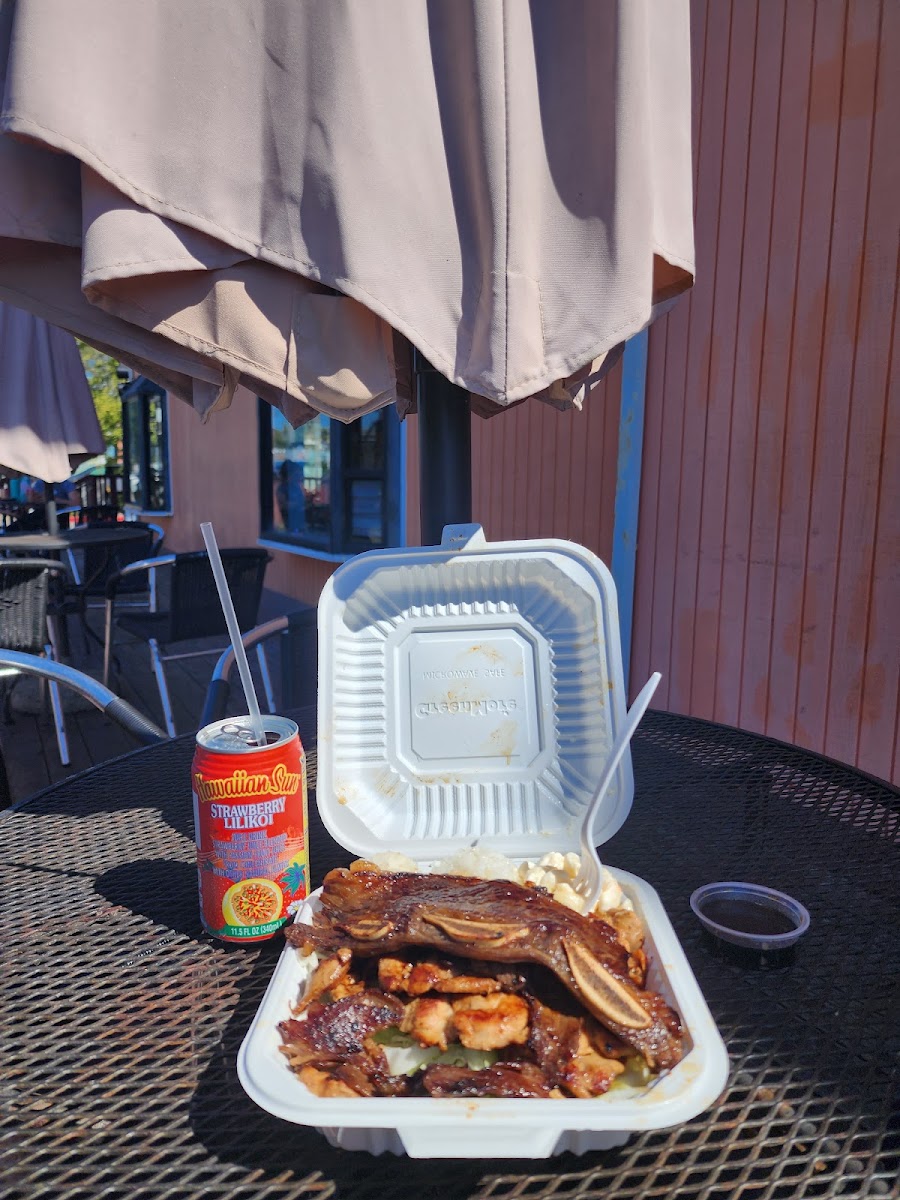 L & L Hawaiian Barbecue-6