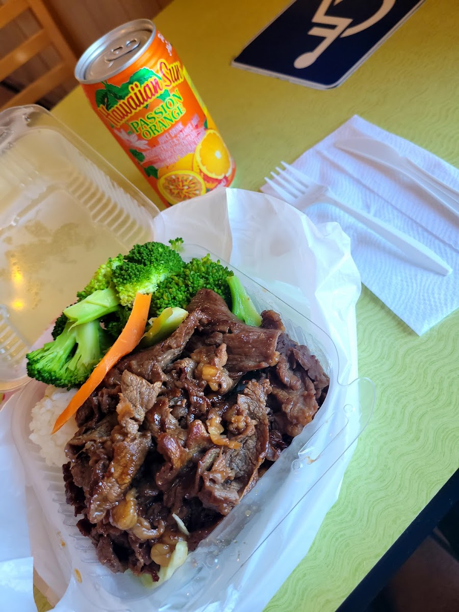 L & L Hawaiian Barbecue-9